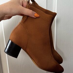 Everlane Glove Boot Size 8